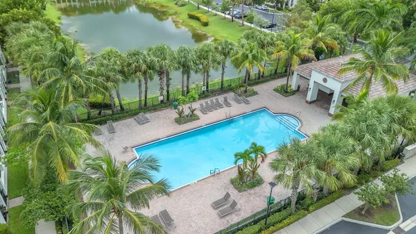 $450,000 | 4758 Sierra Lane, Coconut Creek, FL 33073