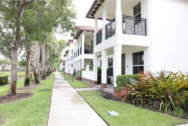 $450,000 | 4758 Sierra Lane, Coconut Creek, FL 33073