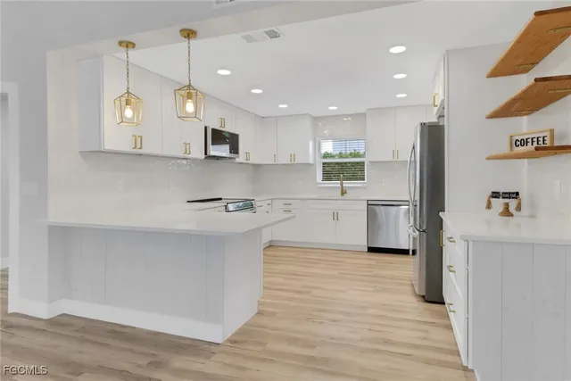 $618,000 | 814 Victoria Drive, Cape Coral, FL 33904