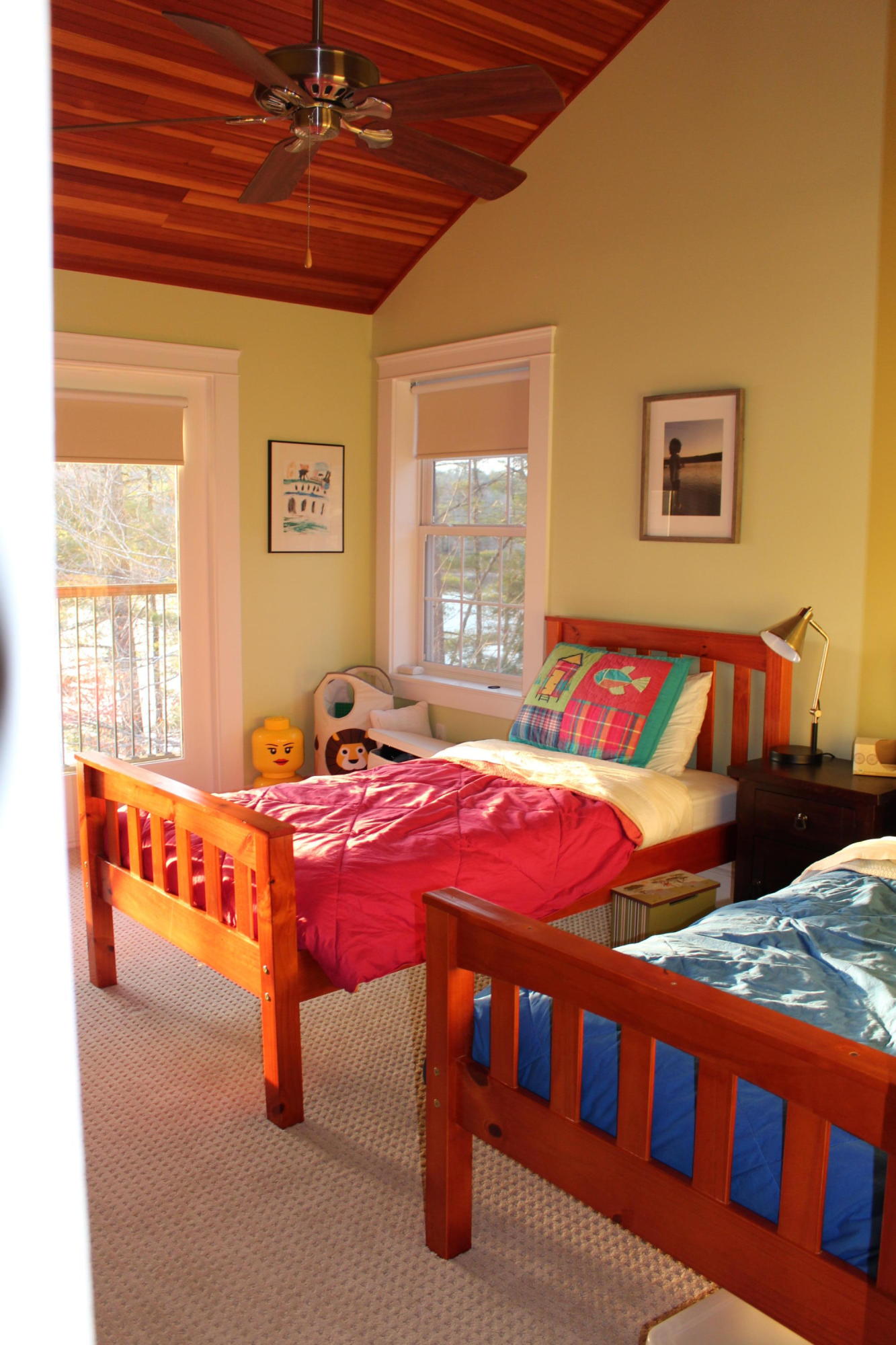 105 Beach Road Naples, ME 04055 - Photo 19 of 44 2nd Floor Bedroom