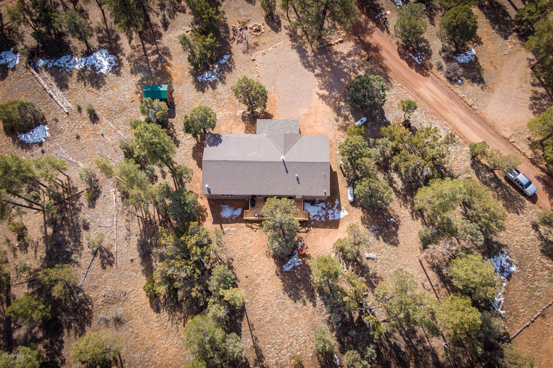 2833 Markham Road Overgaard, AZ 85933 - Photo 5 of 31 Image_05
