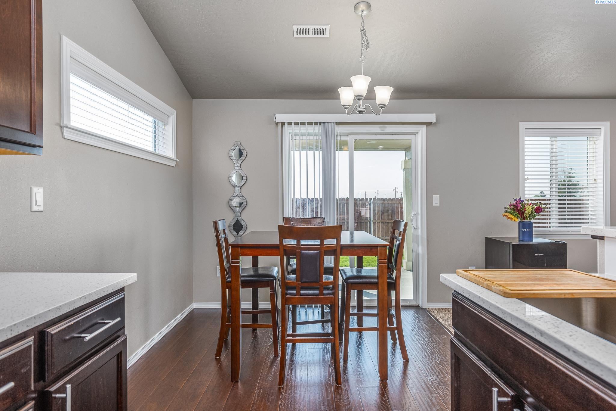 6306 Rio Grande Lane Pasco, WA 99301 - Photo 5 of 15 Gallery Image 5