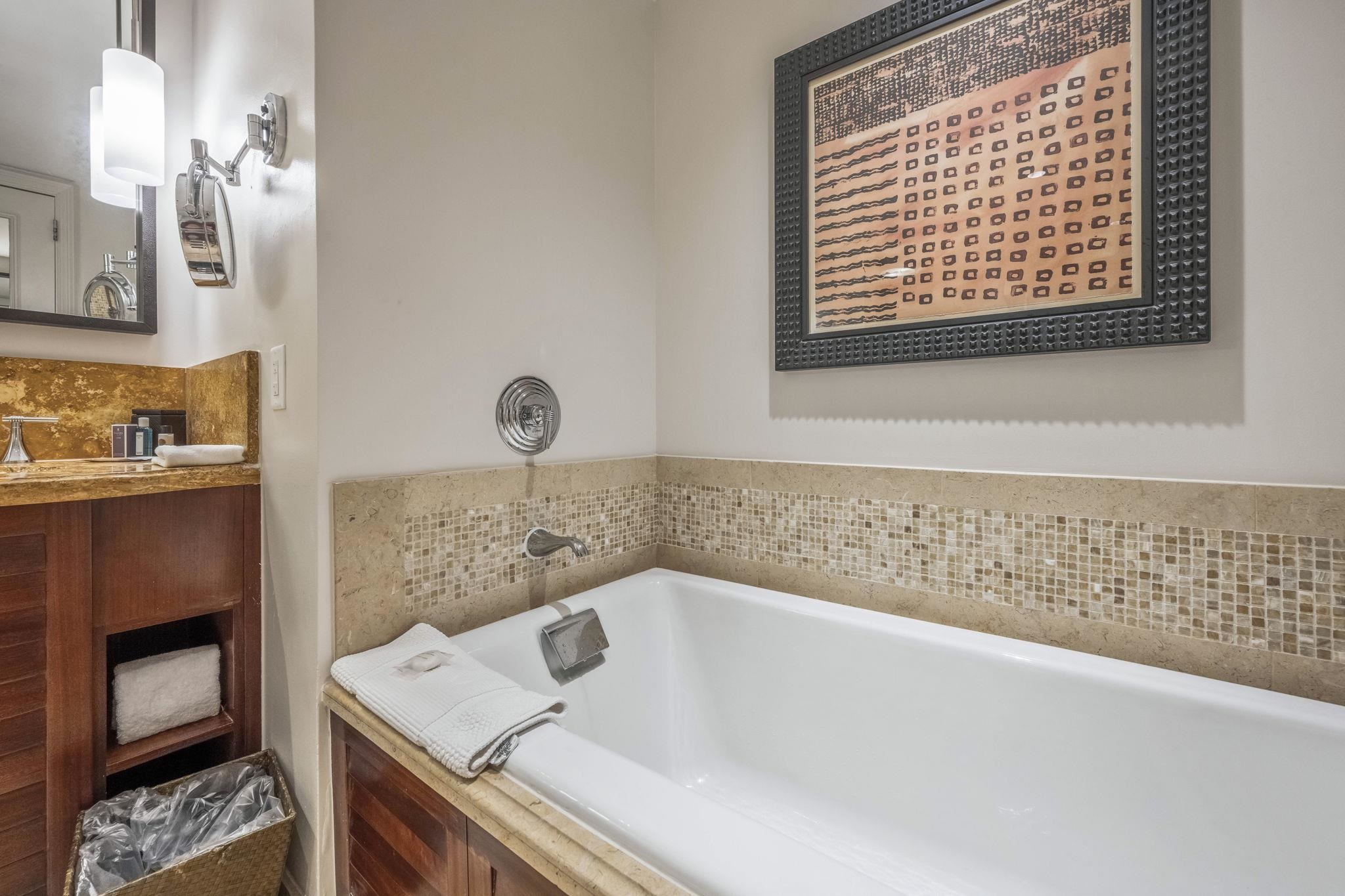 1 Ritz Carlton Drive, Unit 16141616 Lahaina, HI 96761 - Photo 17 of 40