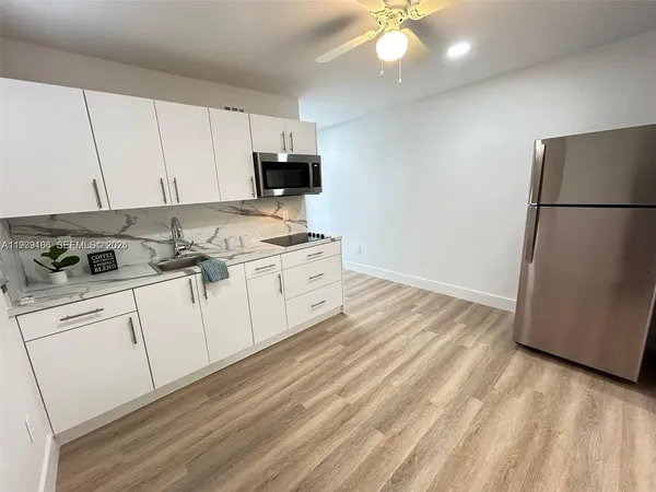 $1,595 | 142 Northwest 21st Avenue, Unit 3, Miami, FL 33125
