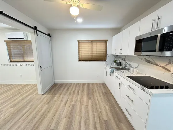 $1,595 | 142 Northwest 21st Avenue, Unit 3, Miami, FL 33125