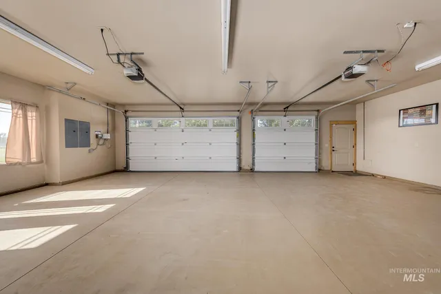 $1,849,500 | 4920-4940 Highway 72, New Plymouth, ID 83655