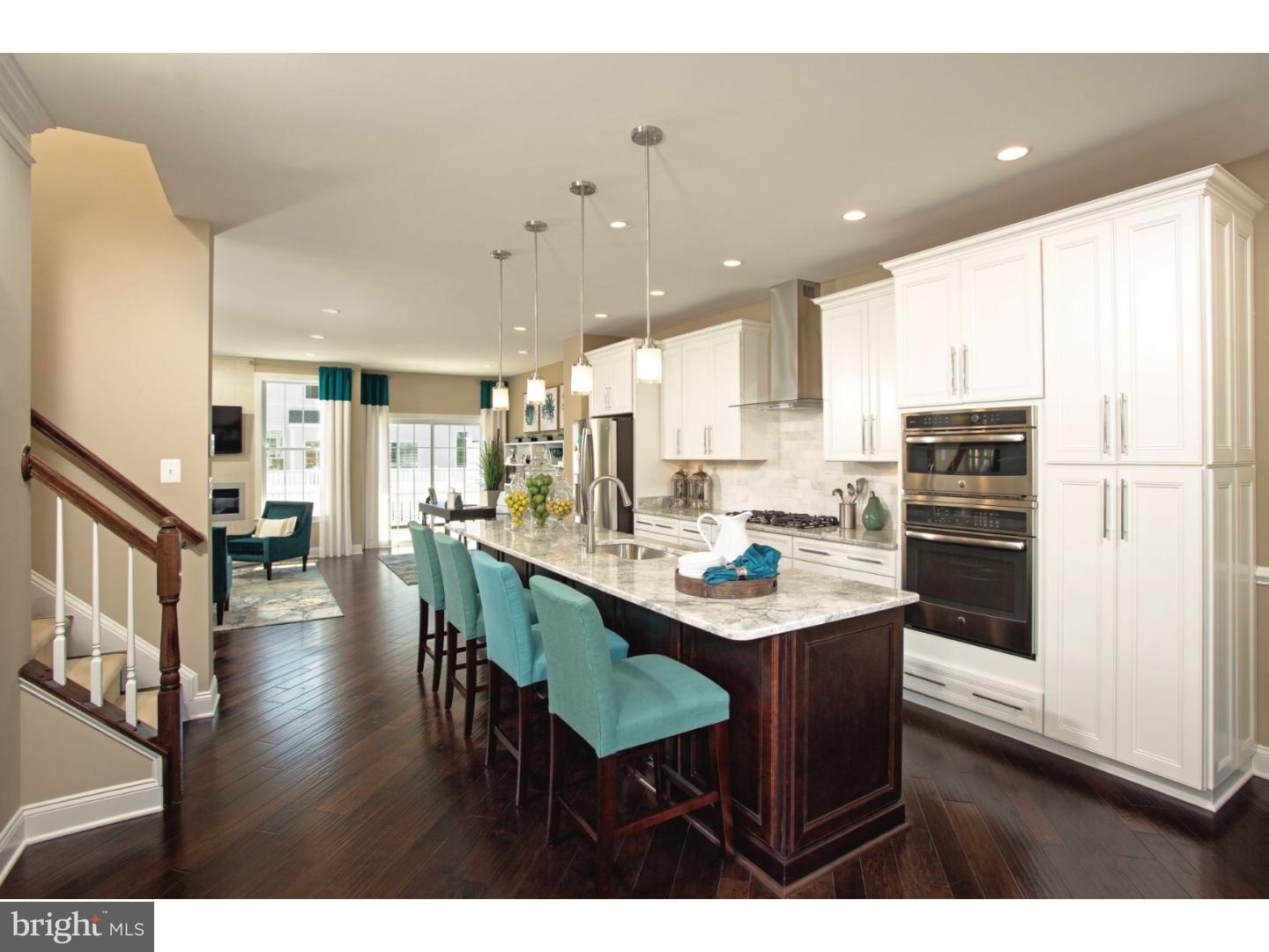 211 Corvus Circle Springfield, PA 19064 - Photo 3 of 15 Kitchen