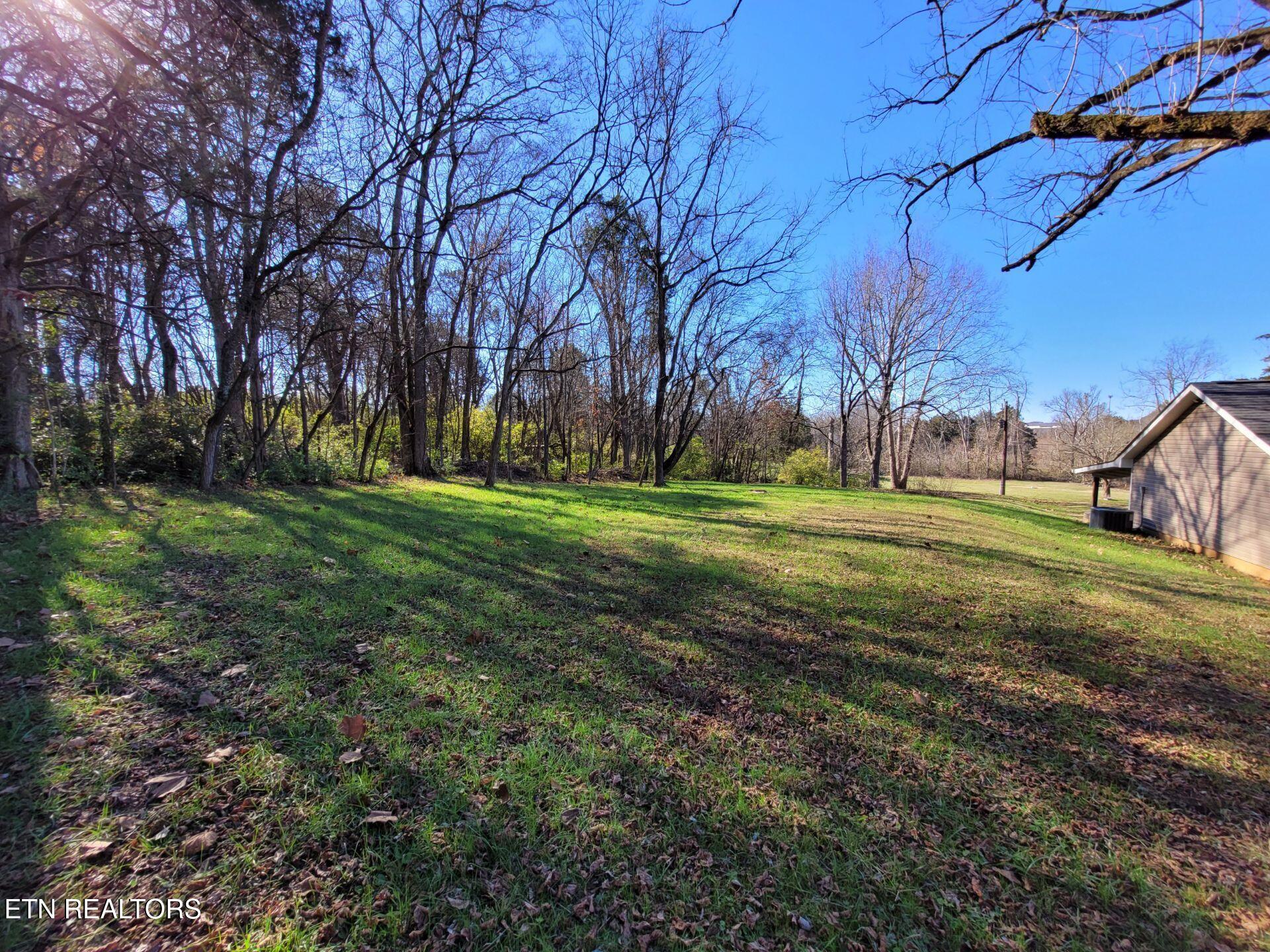 4612 East Emory Road Knoxville, TN 37918 - Photo 14 of 15 Attach176972_20241206_100439