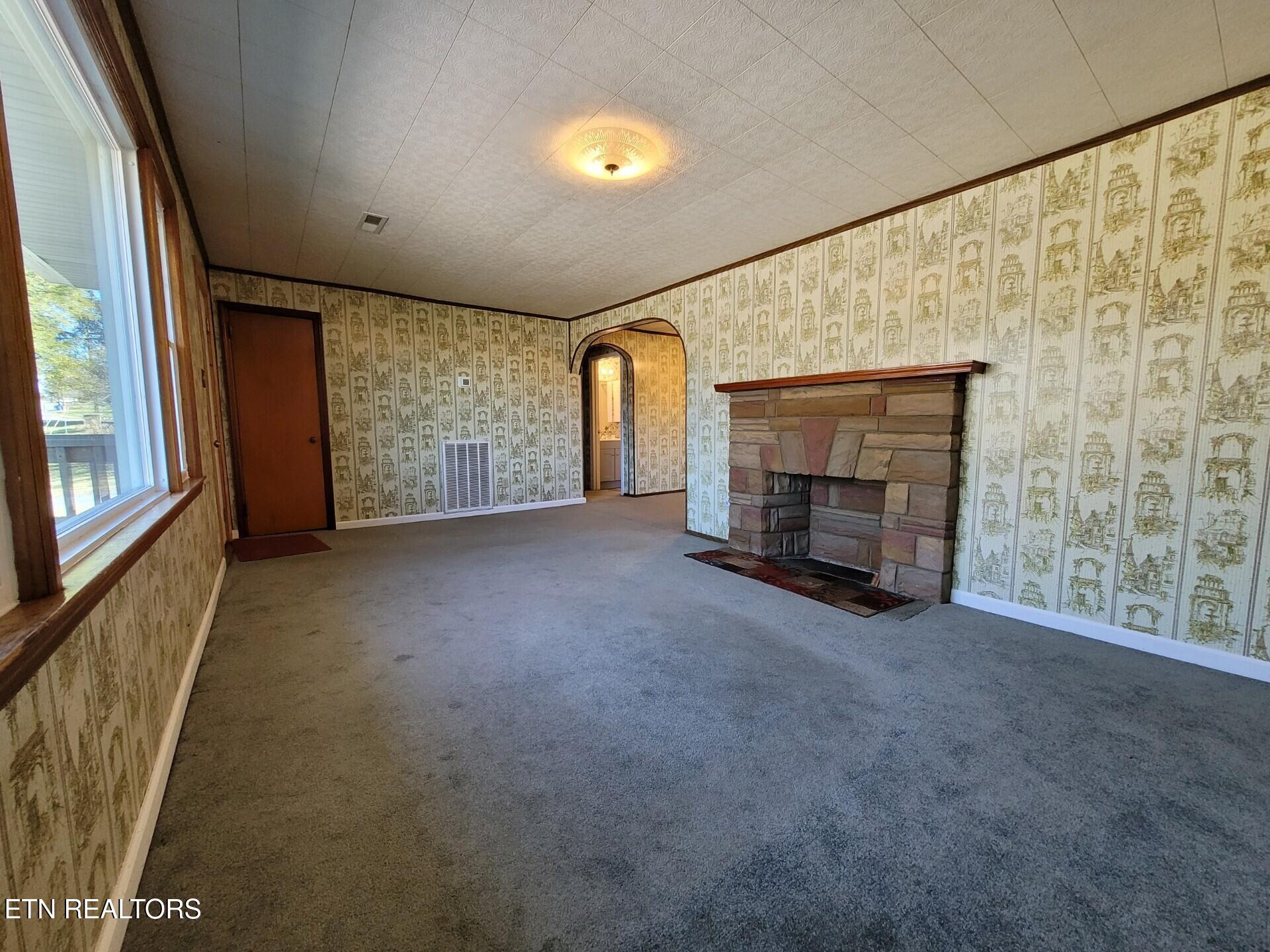 4612 East Emory Road Knoxville, TN 37918 - Photo 3 of 15 Attach176969_20241206_100348