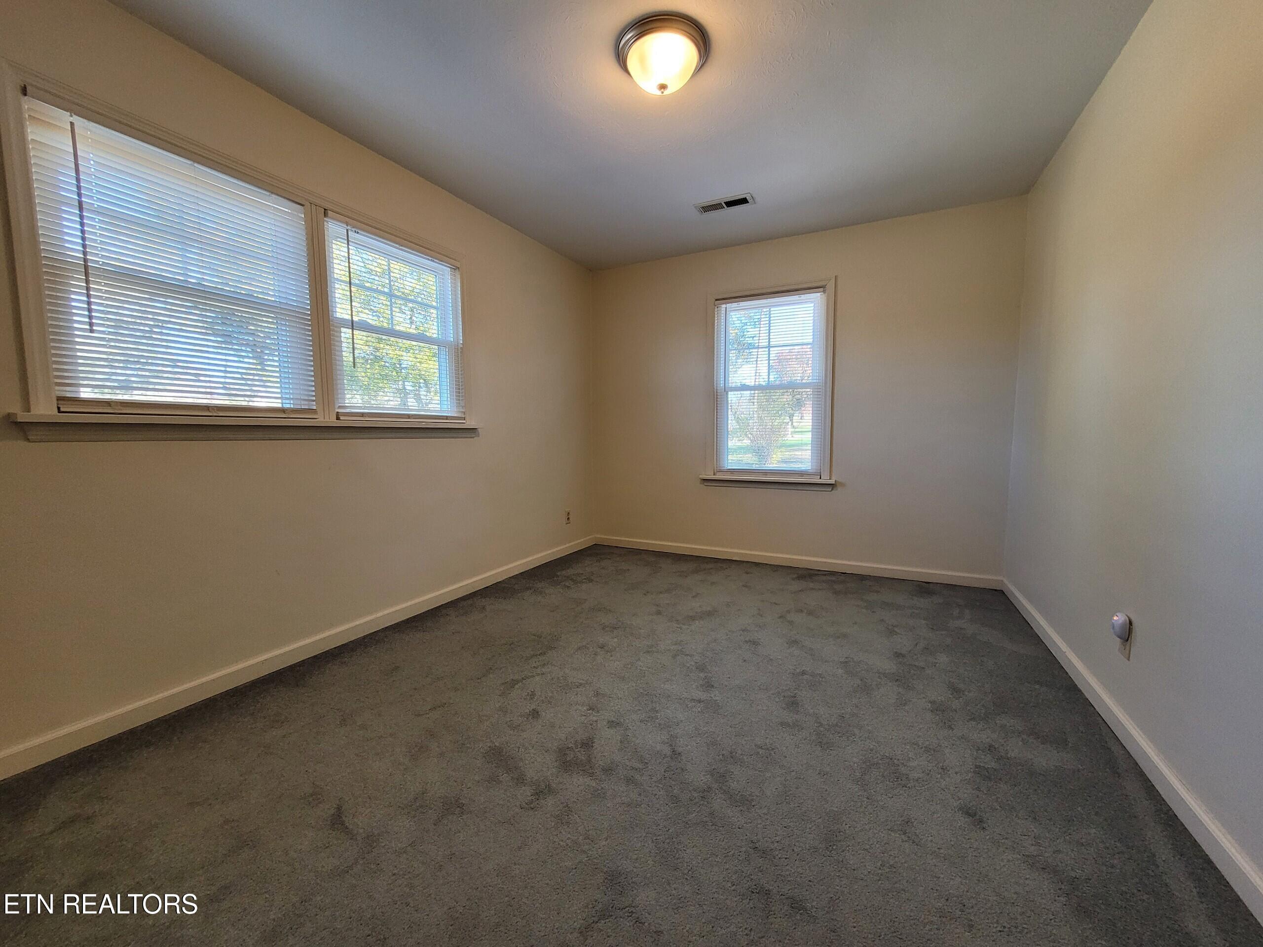 4612 East Emory Road Knoxville, TN 37918 - Photo 10 of 15 Attach176961_20241206_100237