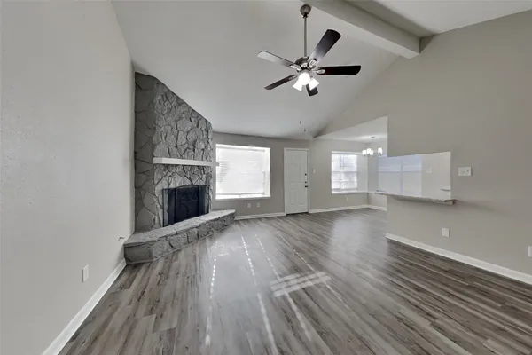$1,800 | 10723 Forest Leaf Drive, Sugar Land, TX 77498