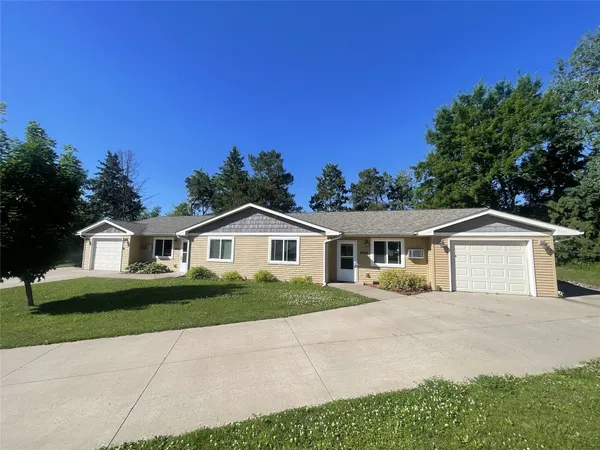 $399,990 | 5559 Cyndi Court, Unit 5557 & #5559, Eau Claire, WI 54703