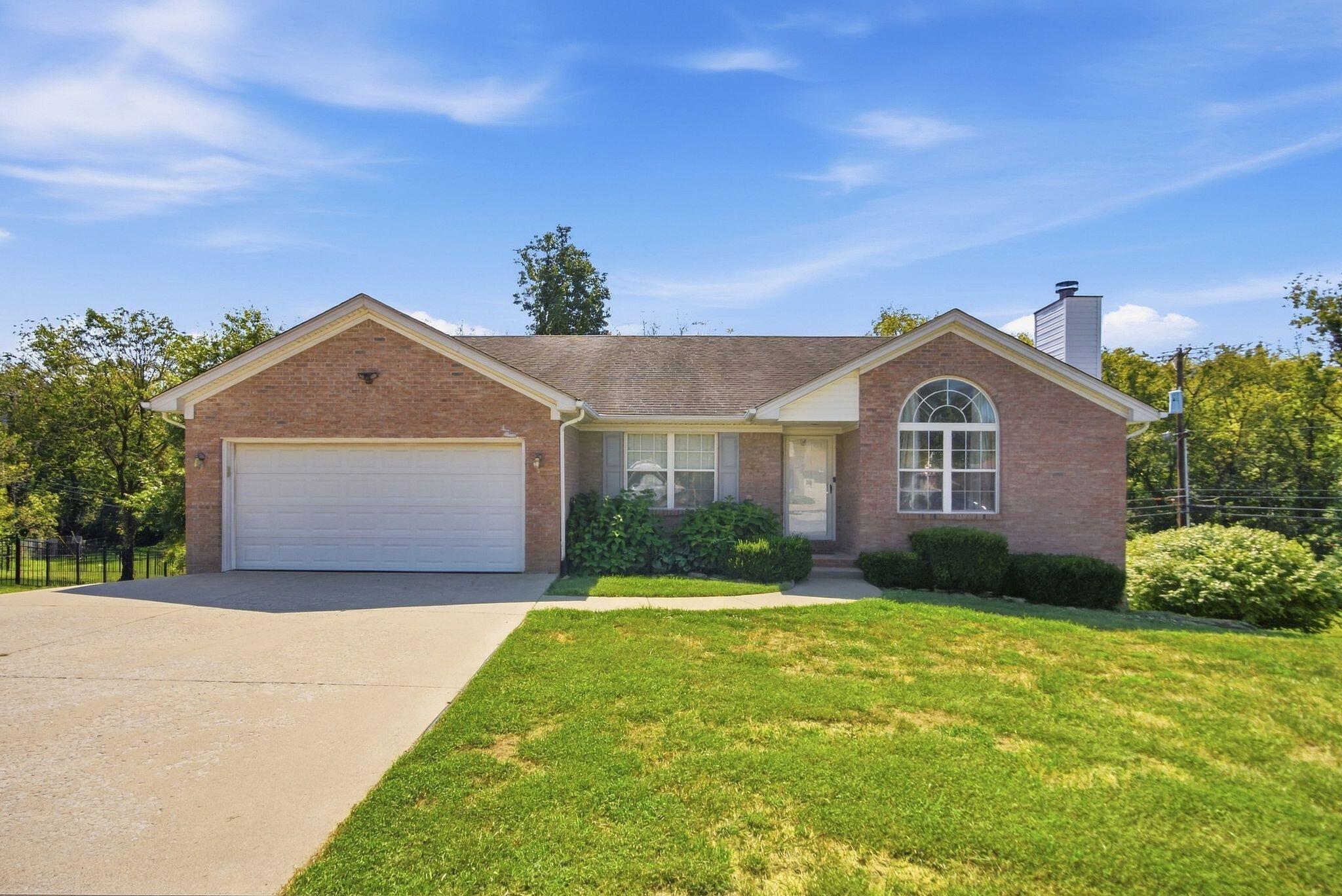 312 West Ridge Drive Nicholasville, KY 40356 - Photo 2 of 63 11_dsc05453