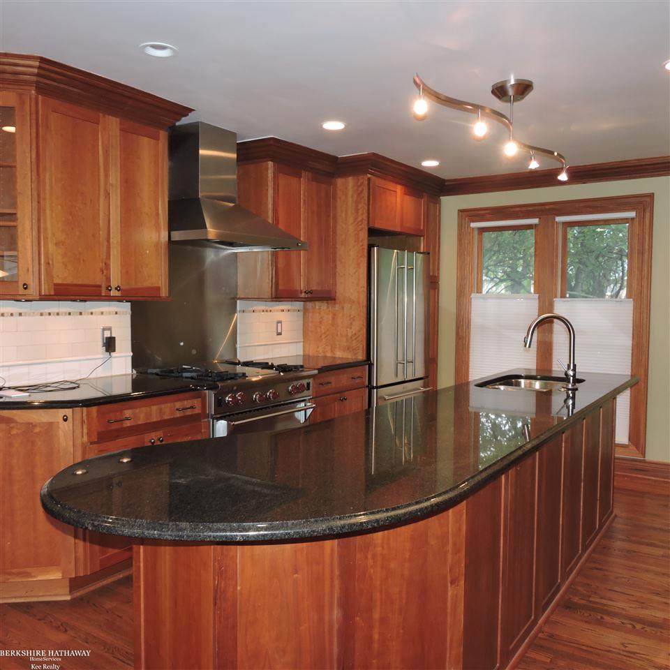 227 Old Perch Road Rochester Hills, MI 48309 - Photo 8 of 48