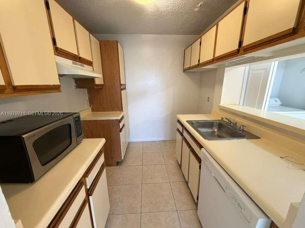 4241 West McNab Road, Unit 30 Pompano Beach, FL 33069 - Photo 15 of 35