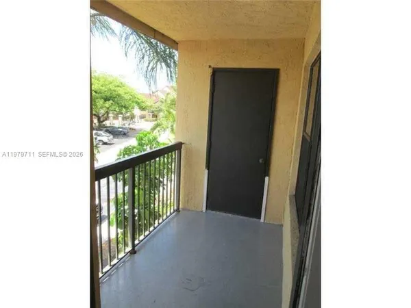 $1,550 | 4241 West McNab Road, Unit 30, Pompano Beach, FL 33069