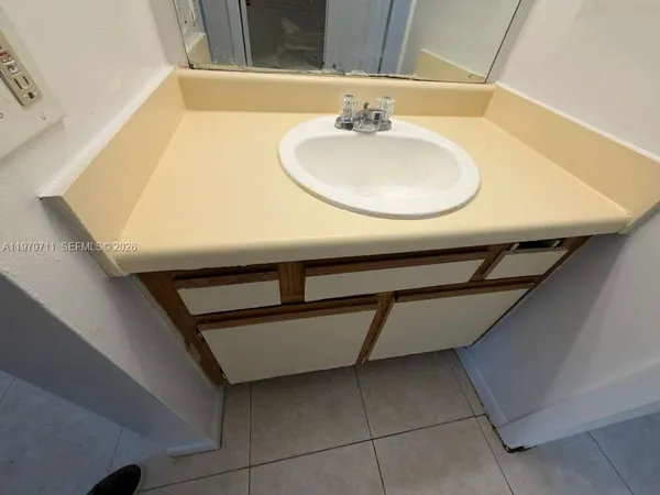 $1,550 | 4241 West McNab Road, Unit 30, Pompano Beach, FL 33069