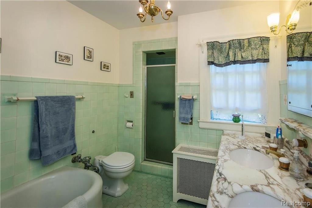 2031 Hampden Road Flint, MI 48503 - Photo 53 of 76 Gallery Image 53