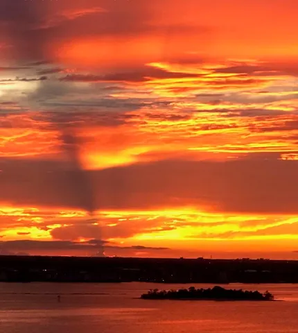 a view of a tennis court