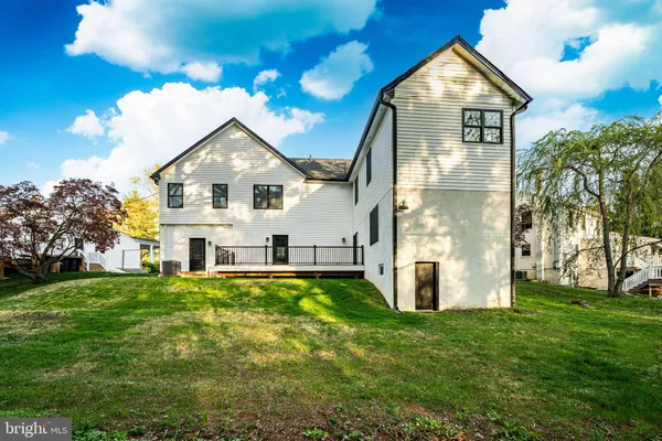 $1,225,000 | 714 South Wayne Street, West Chester, PA 19382