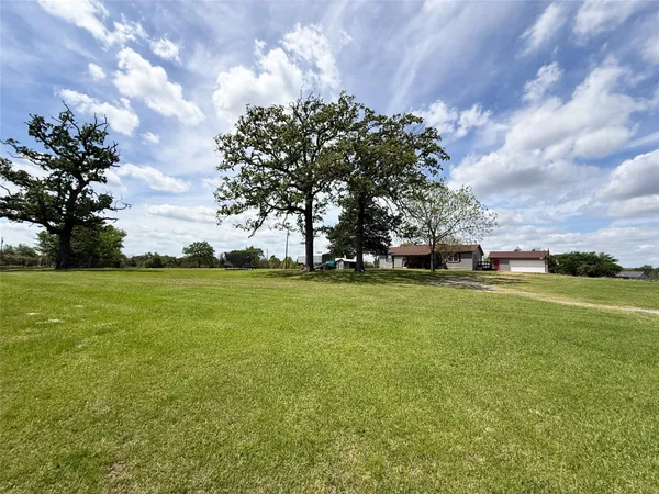 $349,000 | 9750 Private Road 3080, Buffalo, TX 75831