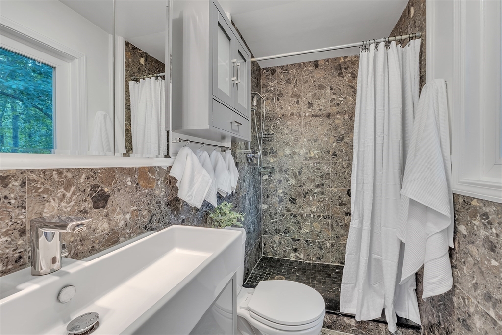 116 Maple Street Sherborn, MA 01770 - Photo 20 of 35 Gallery Image 20