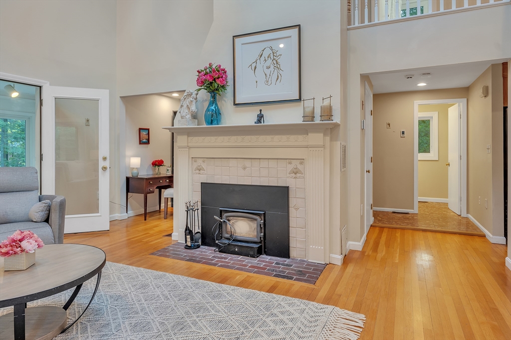 116 Maple Street Sherborn, MA 01770 - Photo 5 of 35 Gallery Image 5