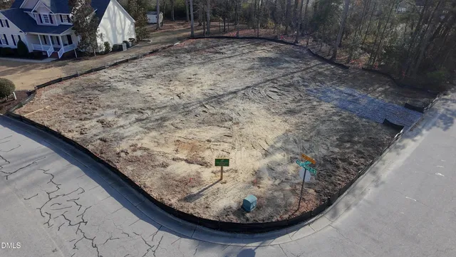 $850,000 | 3700 Arrowwood Drive North, Wilson, NC 27896