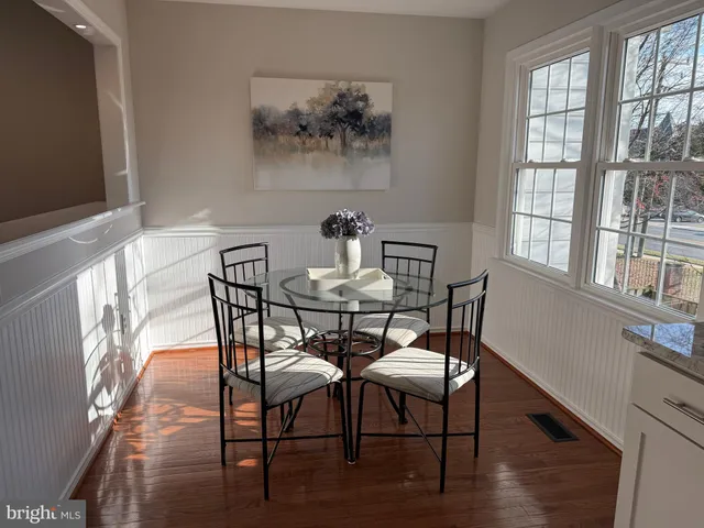 $632,900 | 7 Carriage House Circle, Alexandria, VA 22304