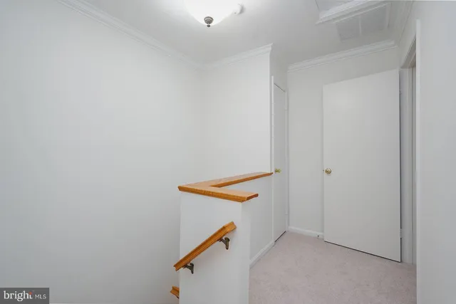 $632,900 | 7 Carriage House Circle, Alexandria, VA 22304