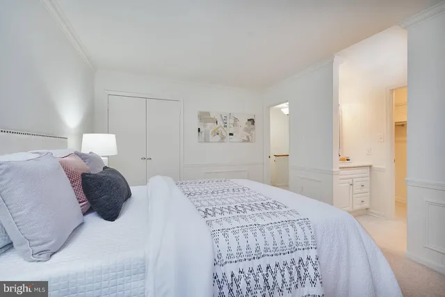 $632,900 | 7 Carriage House Circle, Alexandria, VA 22304