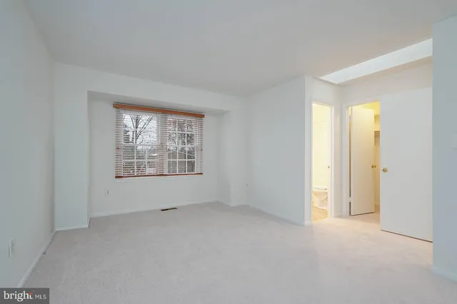 $632,900 | 7 Carriage House Circle, Alexandria, VA 22304