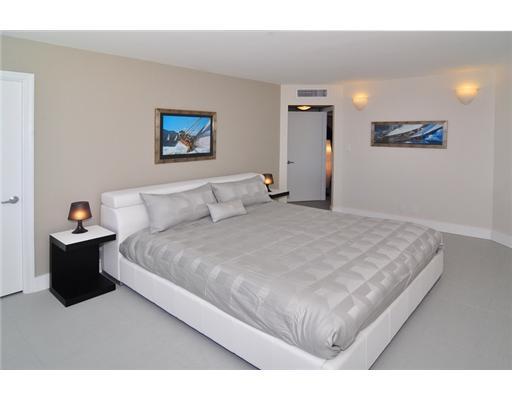 550 South Ocean Boulevard, Unit PH01 Boca Raton, FL 33432 - Photo 12 of 16 Additional Photo