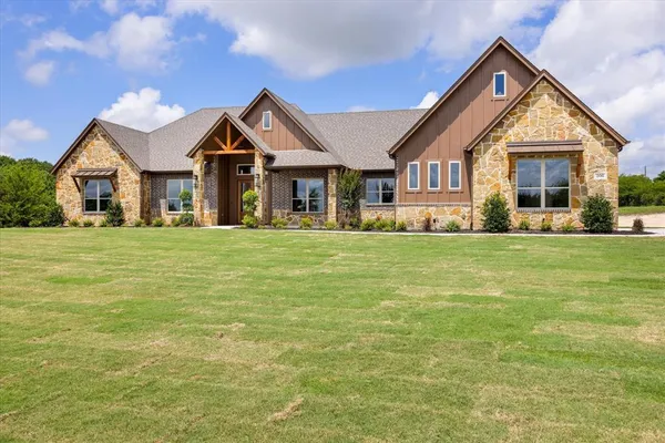$1,295,000 | 206 Morning Dove Court, Cresson, TX 76035