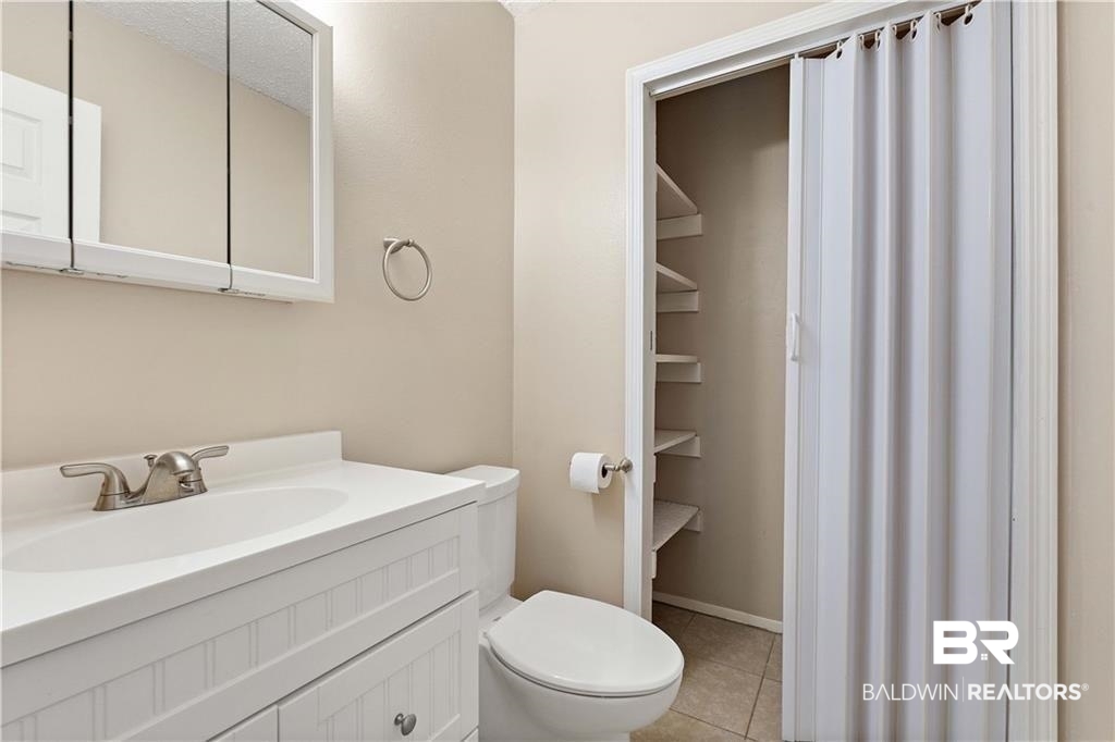8070 Domain Street Mobile, AL 36619 - Photo 13 of 32