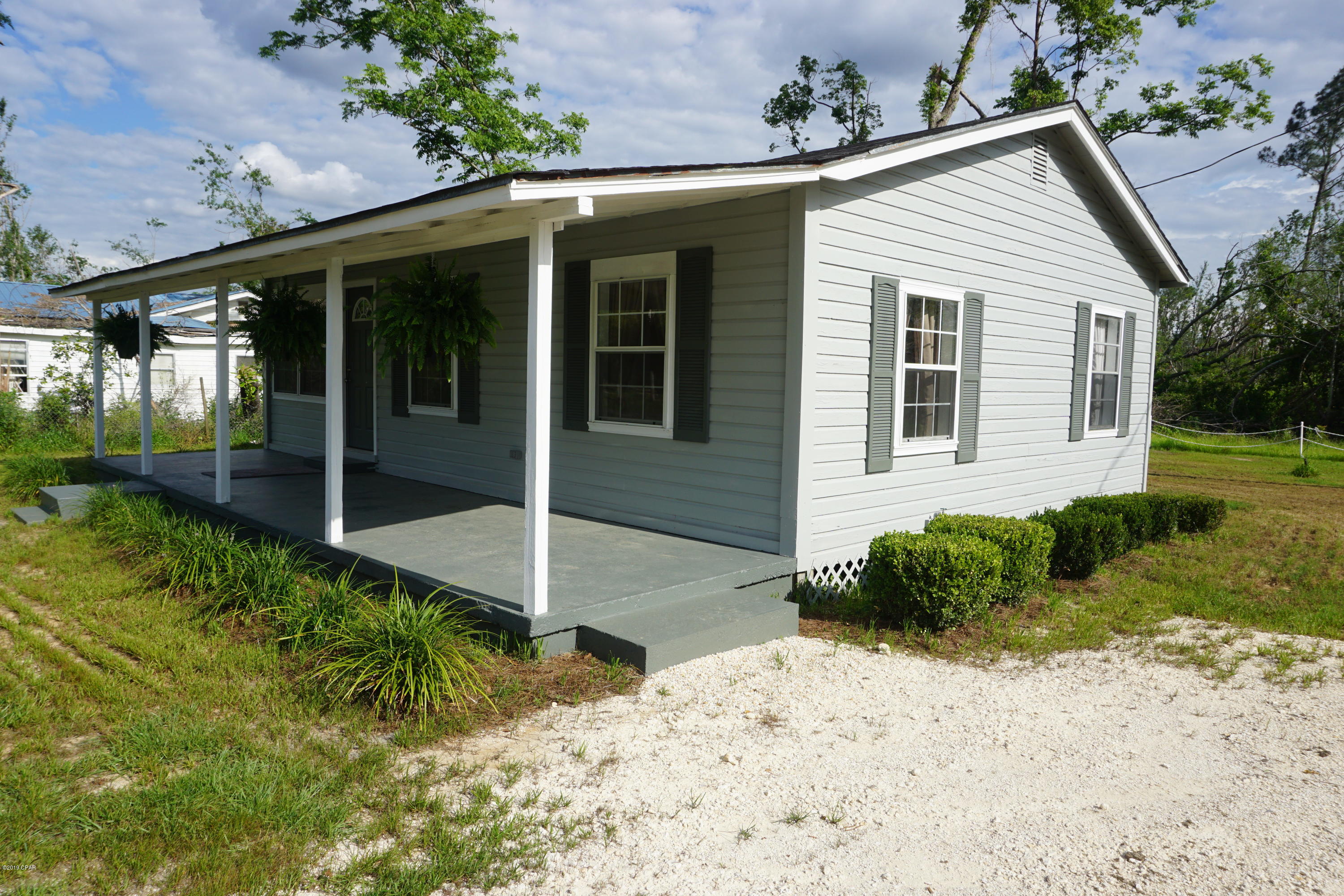 6861 Florida Street Grand Ridge, FL 32442 - Photo 2 of 42 Gallery Image 2