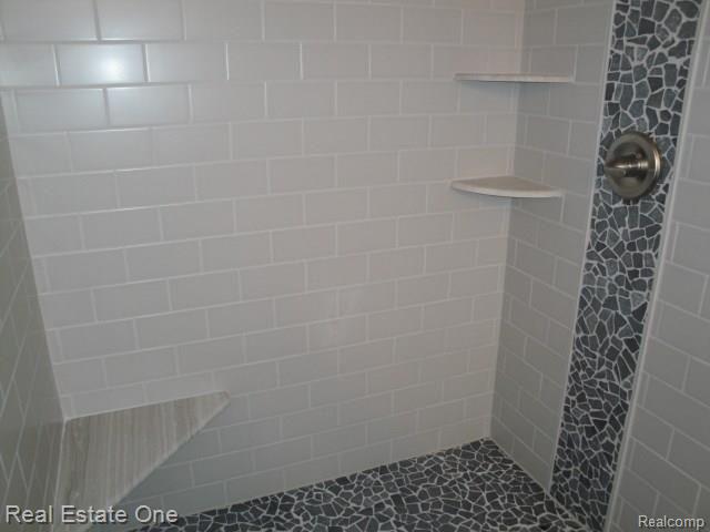 3115 Wakefield Road Berkley, MI 48072 - Photo 21 of 25 DSC04208.JPG