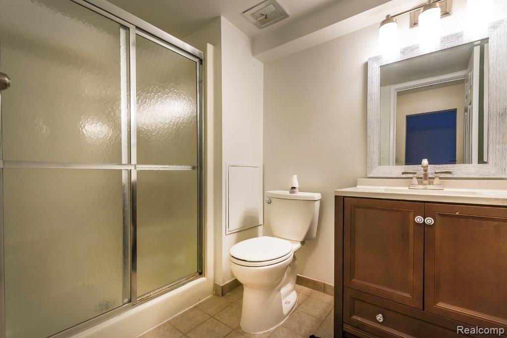 1225 South Maple Road, Unit 107 Ann Arbor, MI 48103 - Photo 13 of 24 DSC_7620 (1024x683).jpg
