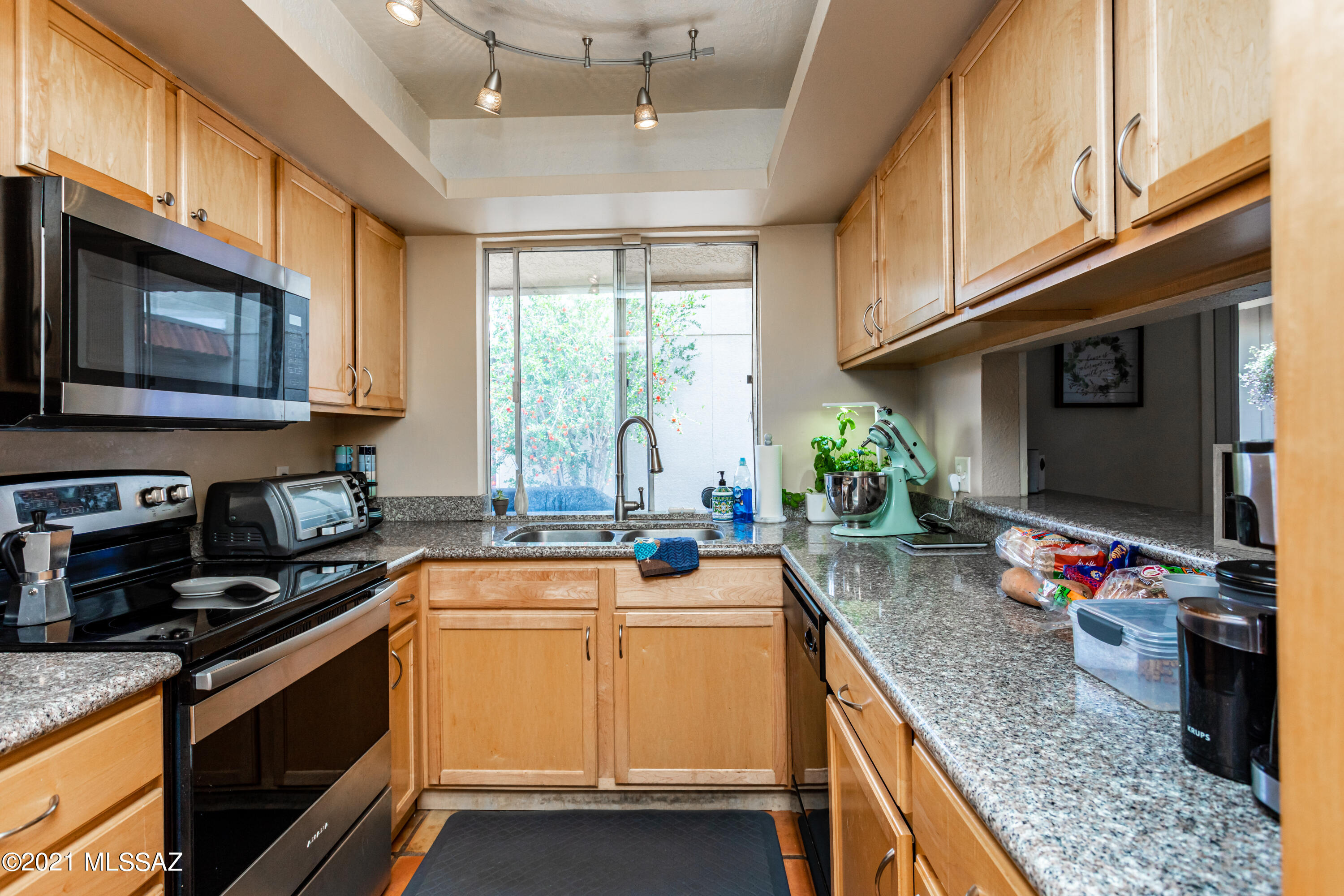 1535 East Prince Road Tucson, AZ 85719 - Photo 3 of 22 Gallery Image 3