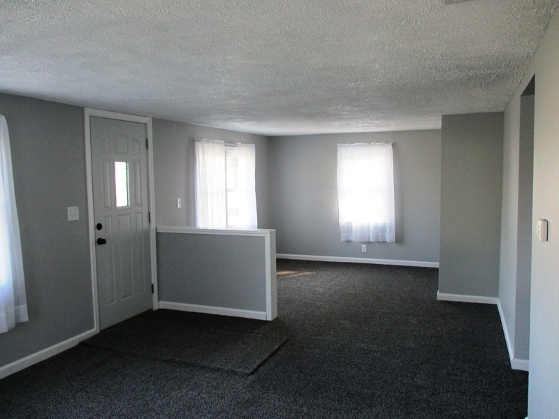 1039 Elm Street Decatur, IN 46733 - Photo 12 of 26