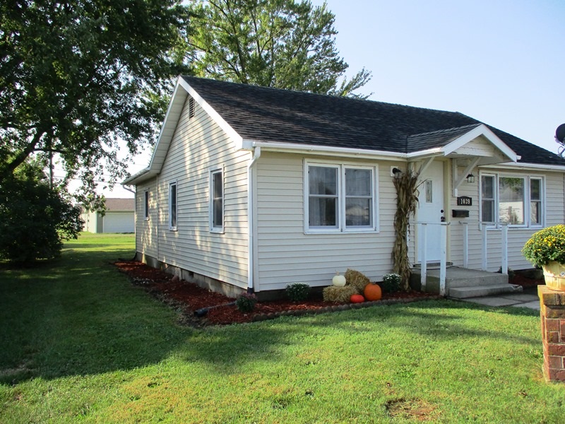 1039 Elm Street Decatur, IN 46733 - Photo 3 of 26