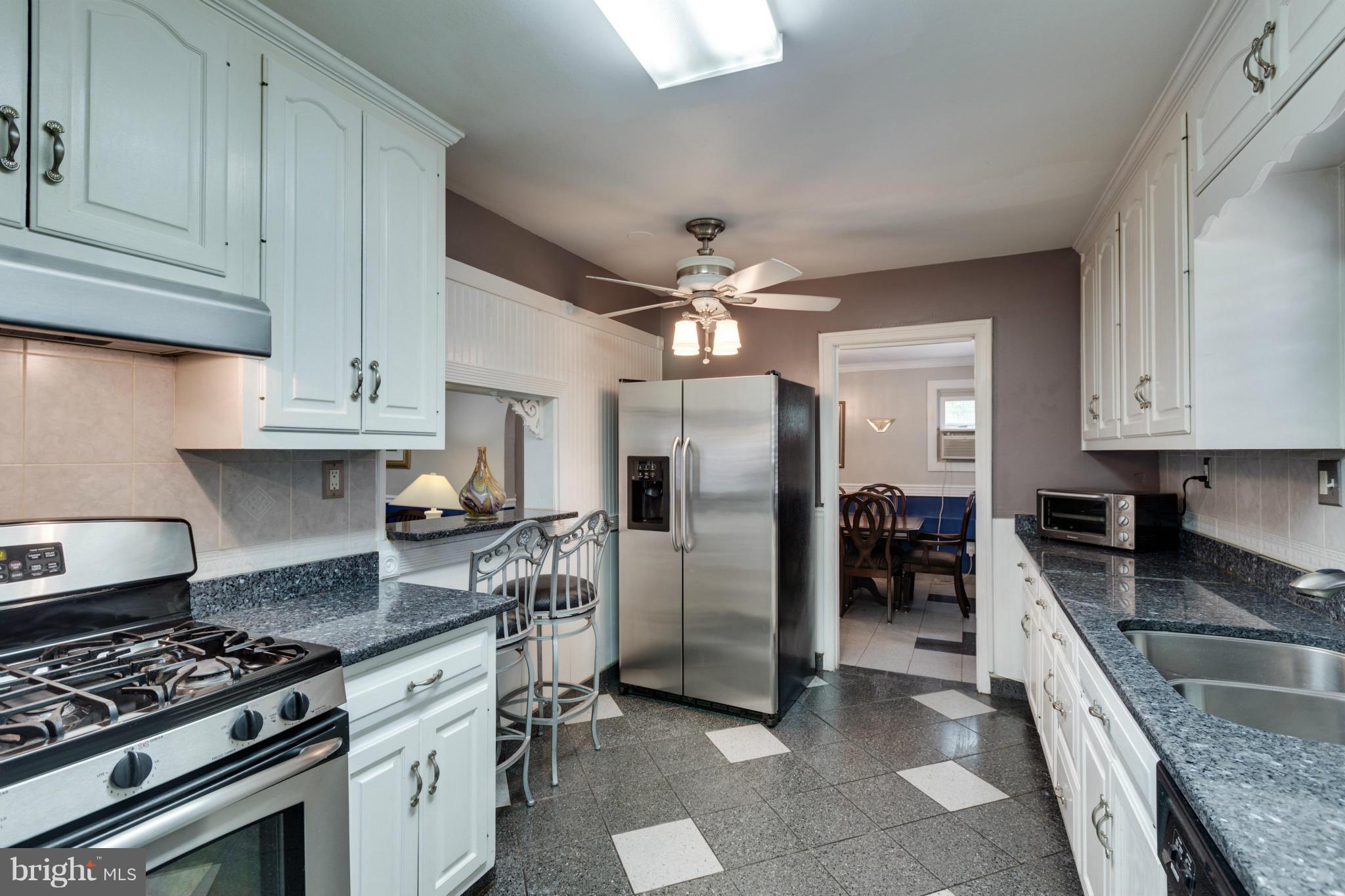 6601 Cimarron Street Springfield, VA 22150 - Photo 11 of 30 Kitchen