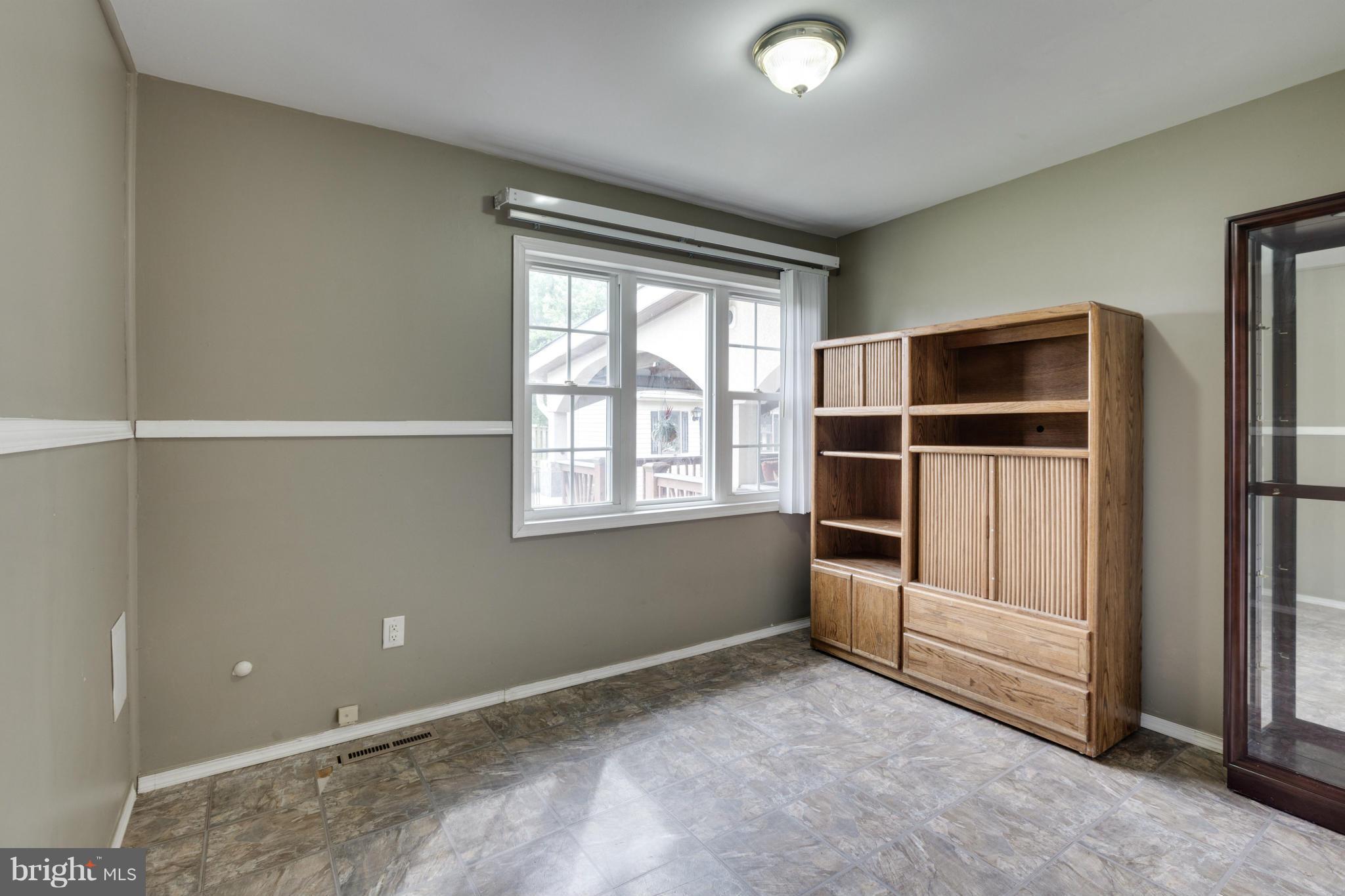 6601 Cimarron Street Springfield, VA 22150 - Photo 24 of 30 Bedroom