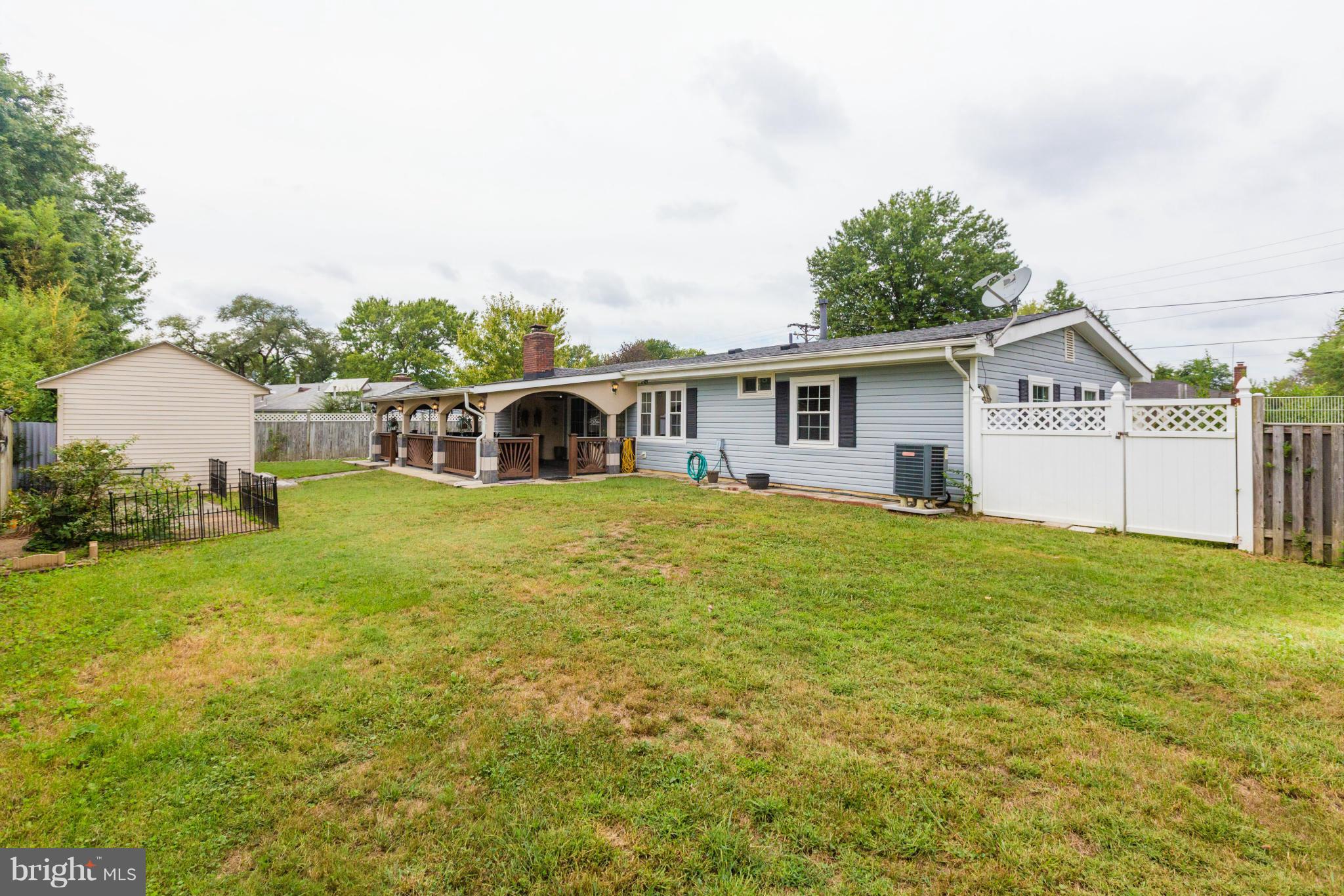 6601 Cimarron Street Springfield, VA 22150 - Photo 27 of 30 Exterior (Rear)