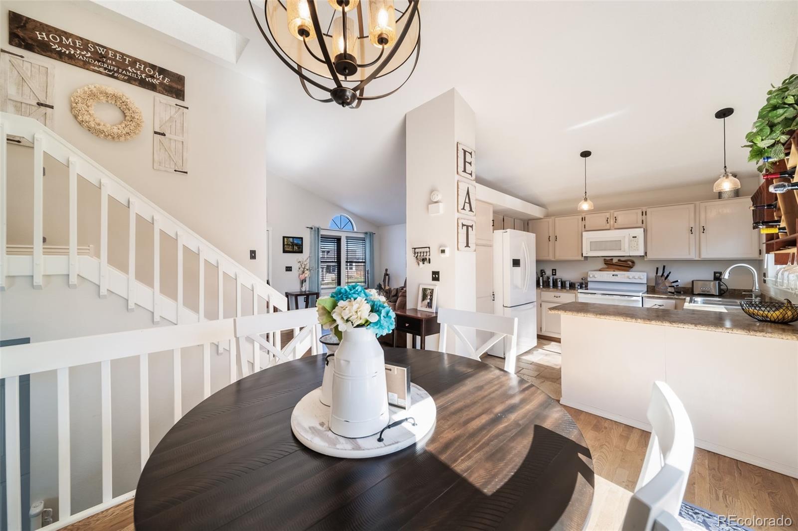 9484 Devonshire Place Highlands Ranch, CO 80126 - Photo 8 of 47 Gallery Image 8