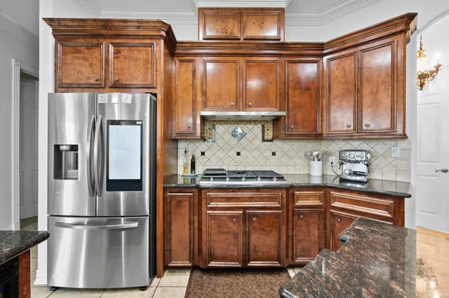 $799,999 | 14534 Iron Horseshoe Lane, Houston, TX 77044