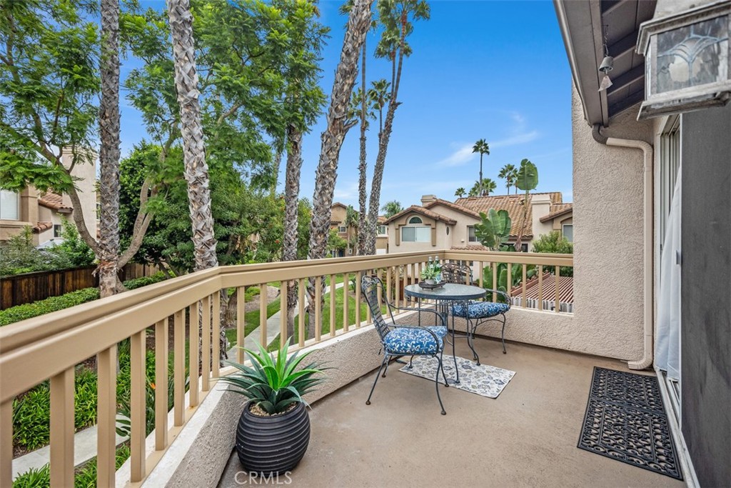 46 Conch Reef Aliso Viejo, CA 92656 - Photo 14 of 35 Large wrap around patio