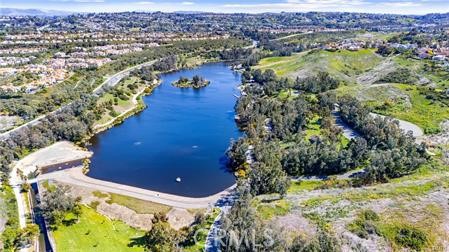 46 Conch Reef Aliso Viejo, CA 92656 - Photo 30 of 35 Laguna Niguel regional park and lake - hike, bike, picnic, play!