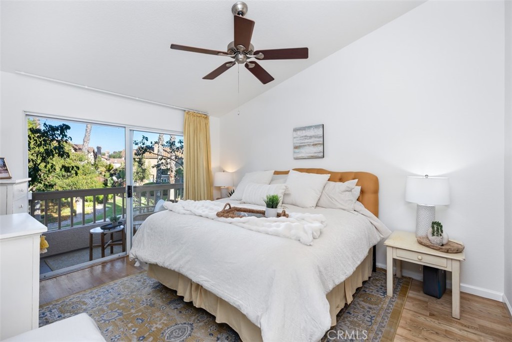 46 Conch Reef Aliso Viejo, CA 92656 - Photo 7 of 35 Spacious Primary Suite