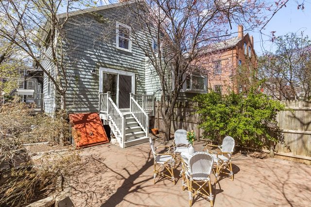 a view of outdoor space yard and patio